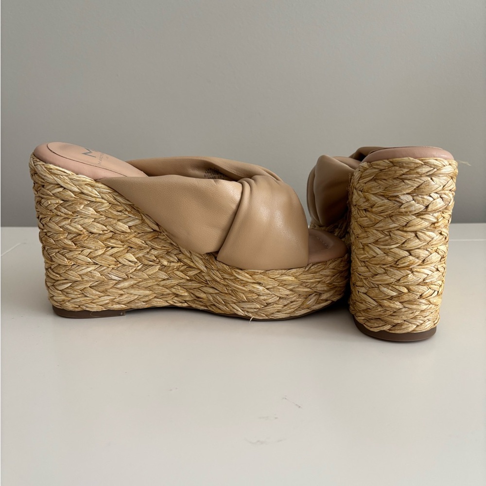 Marc Fisher LTD "Navina" leather espadrilles - tan/cream